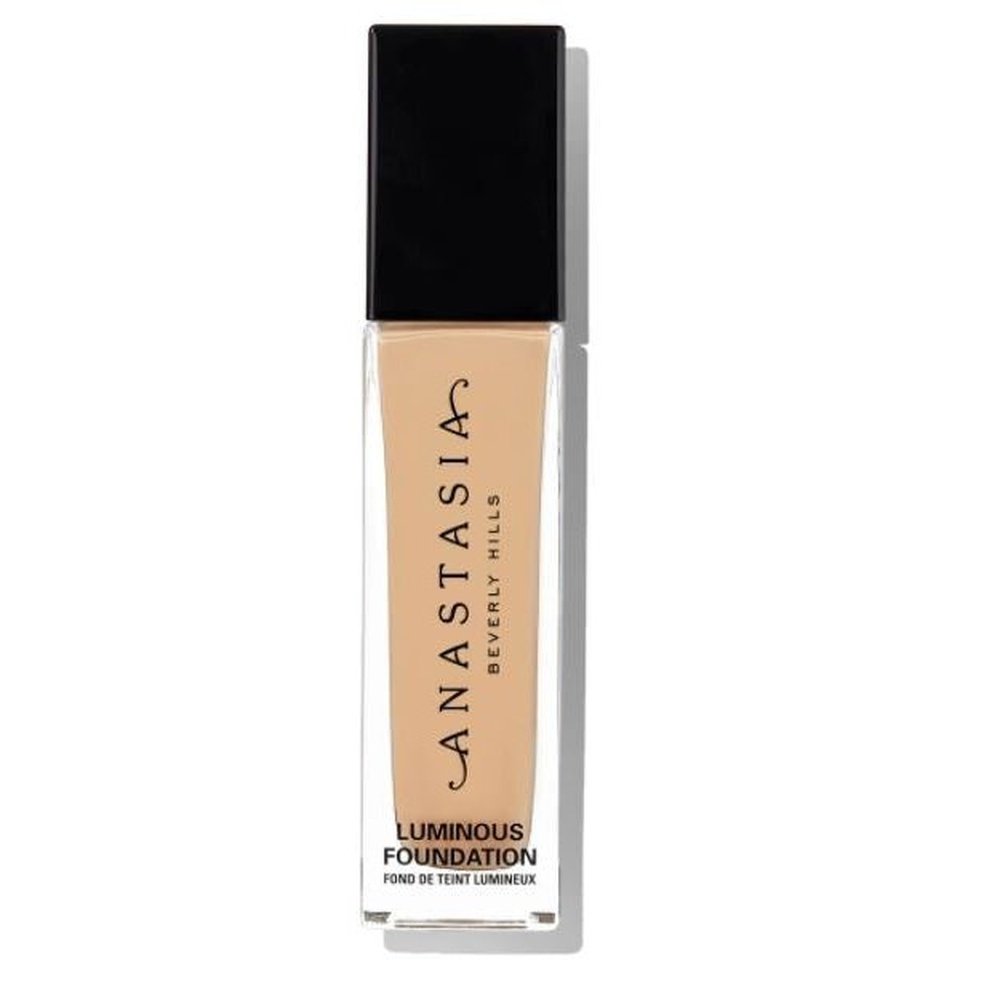 Anastasia Beverly Hills Foundation makeup_200w_Light_skin_with_a_warm_undertone at MYLOOK.ie